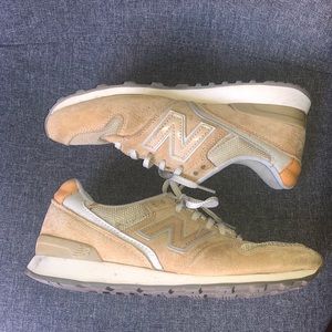 Nude New balance 996 women’s size 6